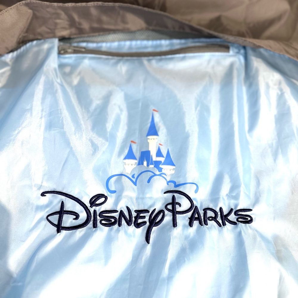 Disney parks packable jacket/ windbreaker